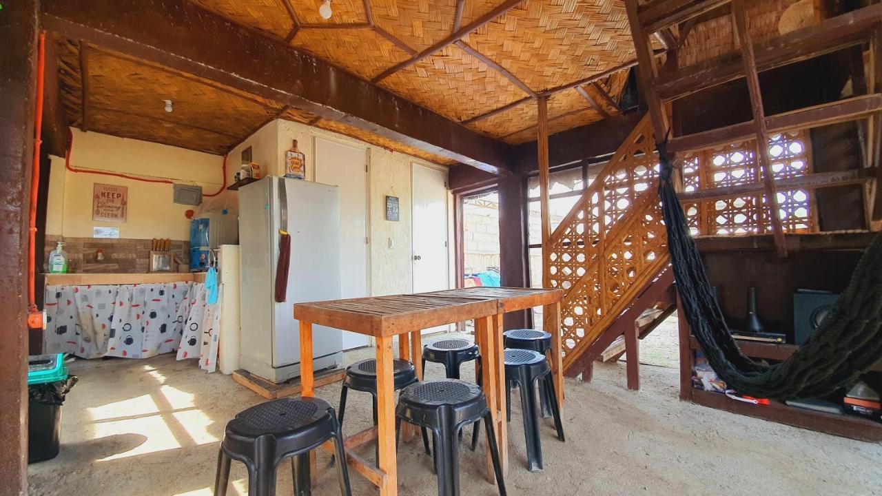 Calatagan'S Bahay Kubo - With Beach Access ภายนอก รูปภาพ
